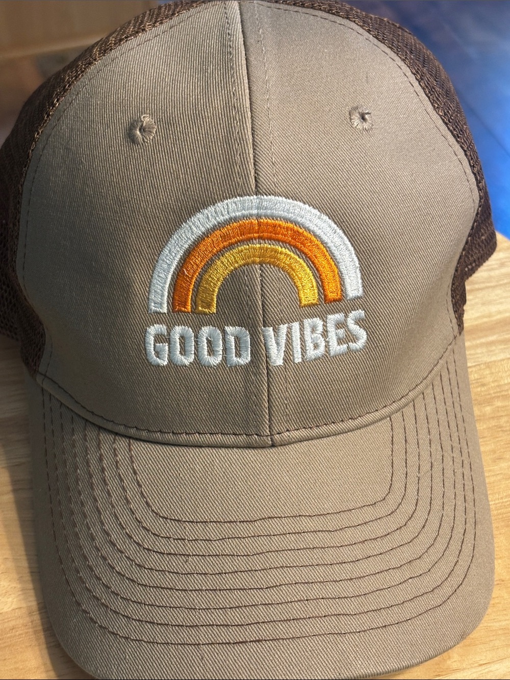 Good Vibes Embroidered Trucker Hat‎ - Brown